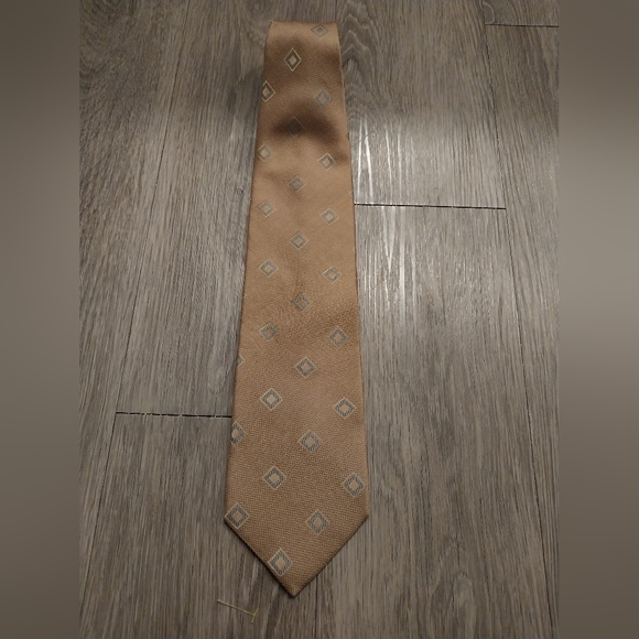 Giorgio Armani Necktie - Picture 1 of 2